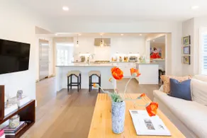 Cape Cod-Style Home near Bird Rock - Image 3