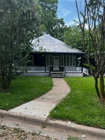 Charming 1920s Restored Bungalow - Image 2