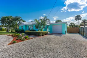 Coastal Karma Cottage - Near downtown Stuart, FL - Image 2