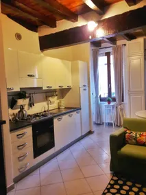 4 Color Residence, White Accommodation - Image 3