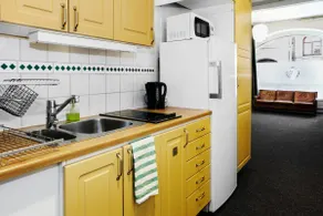City Backpackers - Comfortable 8-bed Apartment - Image 5