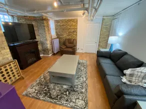 The Gem of Brewers Hill with hot tub and seasonal pool - Image 4