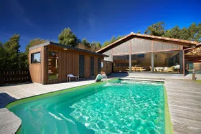 Lovely self-sustaining house in EA - Image 2