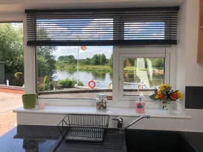 Beautiful waterside lodge on the river bank - Image 5