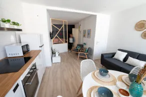 Comfortable apartment close to the sea and Old Port! - Image 3