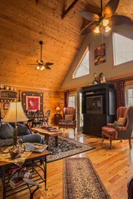 Riverdance Log Cabin (2.5 miles from TIEC) - Image 5