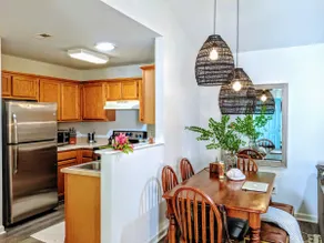 Peaceful Home, Steps to Downtown - Image 3