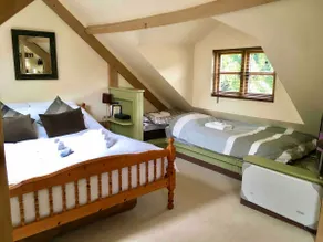 Greencourt Loft - The Cotswold Way, Stroud - Image 4