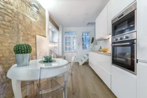 GuestHost - Ferrara Mayr White Apartment - Image 4