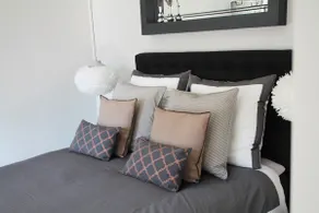 Chic design studio 01, central - Image 3