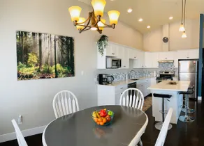 Sunrise Cove - Image 4