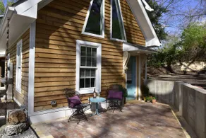 Weaver Guest House - Image 3