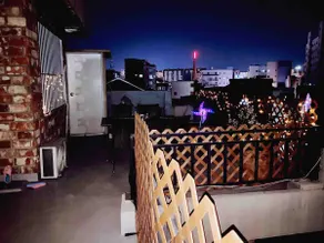 Manse House, Cozy accommodation with a nice terrace with sunshine, a sunrise restaurant in the city, a good night's sleep, a rooftop room - Image 5
