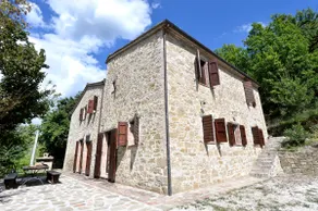 Villa Antorrita Farmhouse, infinity pool, ensuite - Image 4