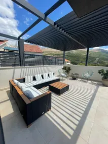 Bubbles Penthouse with Jacuzzi - Image 3