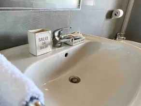 Orizzonte Blu – Modern two-room apartment with sea view in La Caletta - Image 4