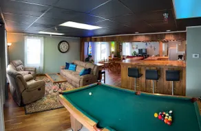 Black Jacks Downtown Loft - Image 4