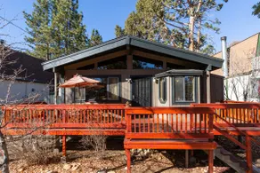 Bearadise Cabin - Image 3