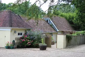 Bel emplacement et charmant cottage facile d'accès et proche de Burley - Image 2