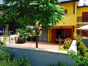 La Scarpetta di Cipride, with garden and lake view - Image 2