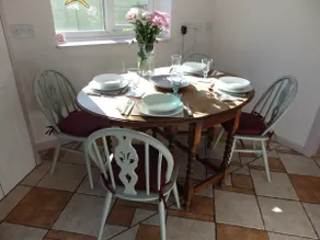 Rosehip Cottage: ein ländlicher Rückzugsort im Westen des Landes - Image 5