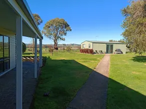 Balheary Farm near Lardner Park - Image 5