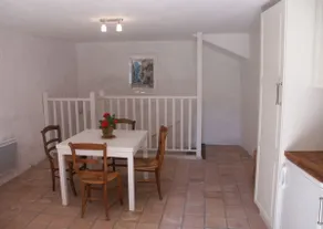 Apartment in historic village - Image 4