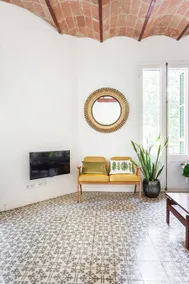 Vintage Concept Flat in Chic Neighbourhood - Image 4