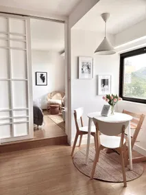 Lovely 1-bed seaview apartment in Hong Kong - Image 2