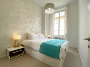 Charming 2-room apartment in the heart of Menton - Image 4