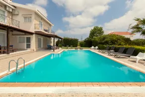 Cape Greco Palm Trees Villa - Image 4