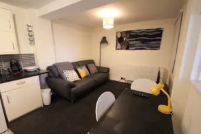 Cody, Flat with Garden near Uni & City Centre. - Image 2