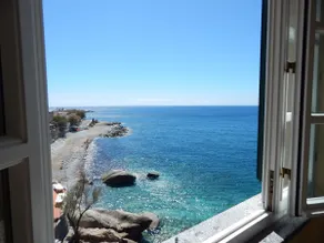 Two-room apartment with large terrace overlooking the sea Pomonte - Image 3