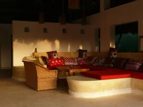 Secluded Eco-Villa overlooking Mida Creek - Image 5