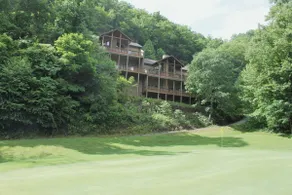 Large Luxury Condo in Great Smoky Mountains - Image 2