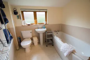 1 Bedroom Converted Piggery, Cob Cottage Haughley - Image 4