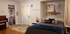 Private Studio Apartment With Private Entrance - Image 2