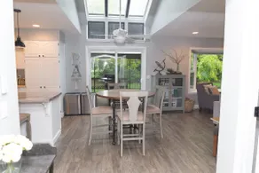 Charming Urban Farm House - 24 hour self check in - Image 4