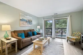 Tanglewood Villa - Steps to Beach & Coligny Plaza! - Image 2