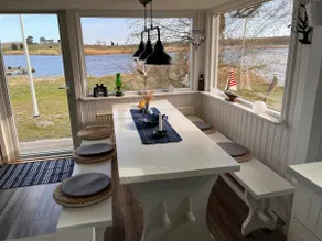 Cozy cottage by the sea - Image 3