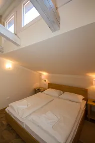 Beach side Apartment For 4 (Up to 6 people) - Image 5