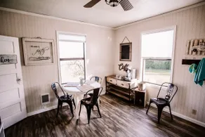 Hazelnut Loop - Full Apartment - Image 4