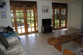 Spacious Rural Retreat on K.I. - Image 4