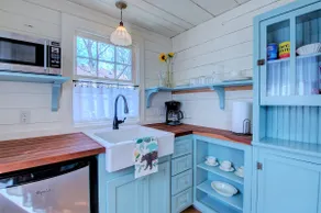 Lil’ Backyard Cottage in Hillcrest - Image 2