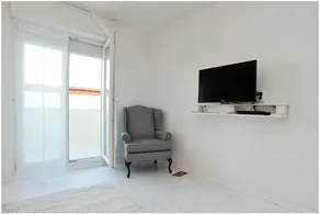 Charming apartment in the Old Town - Image 5