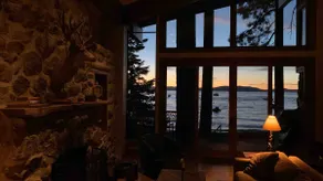 Beach House on the Lake in Zephyr Cove - Image 5