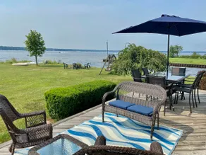 *Family Fun Lake Front Getaway* - Image 5