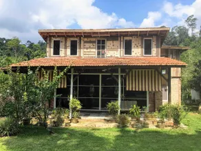 Nurin Cottage: Rustic Charm in a Green Oasis - Image 3