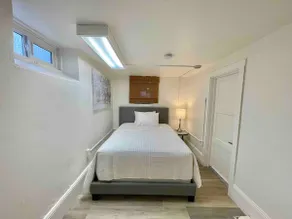 4742 Superb 1400 Sqft Basement 2B2B Downtown SJ - Image 5