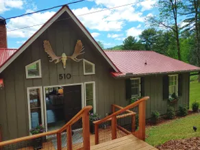 Stunning Modern Rustic Lake Retreat PRVT BOAT SLIP - Image 4